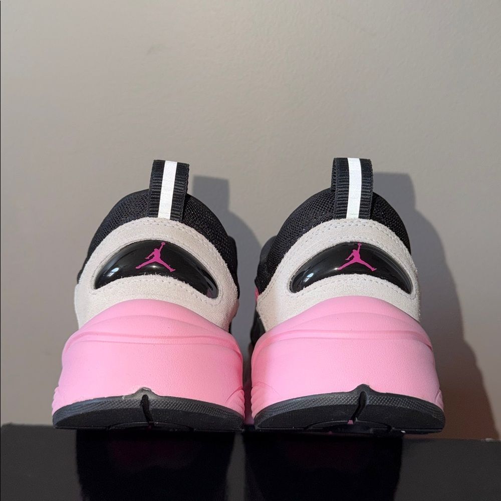 Air Jordan Trunner OS Wolf Grey Pink IB3722-002 Men’s Size 12 - Picture 4 of 6
